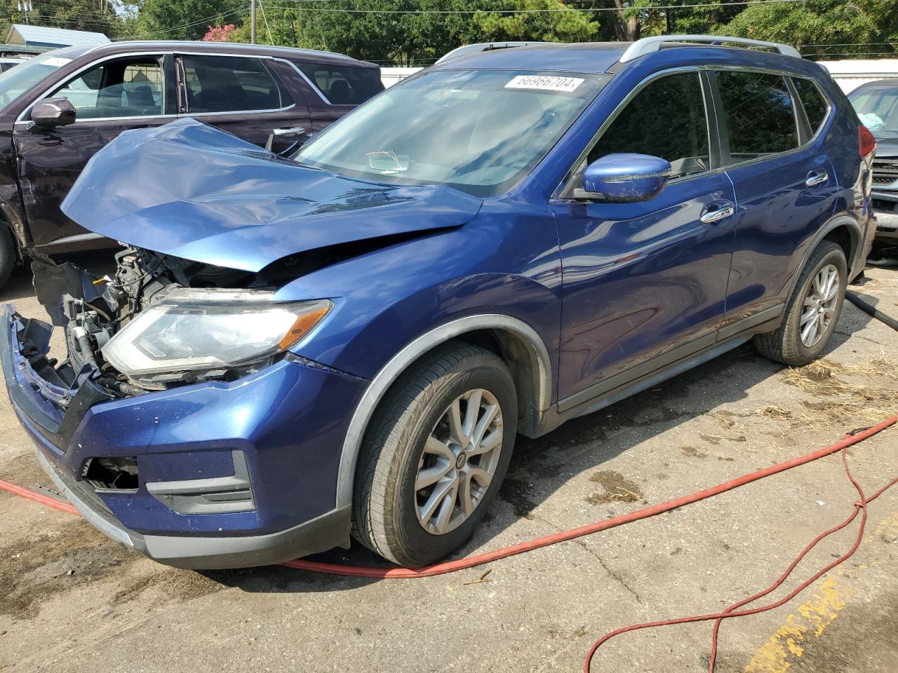 Lot #2940721313 2018 NISSAN ROGUE S