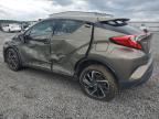 TOYOTA C-HR XLE снимка