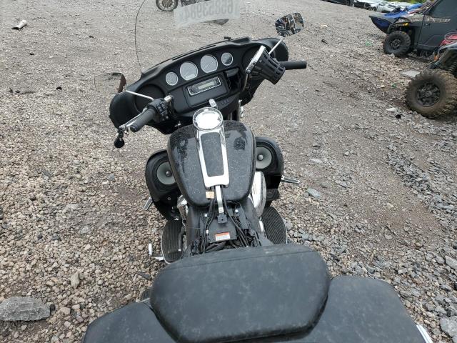 2021 HARLEY-DAVIDSON FLHTP 1HD1FMP13MB647557