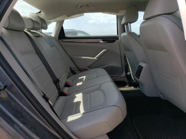 2017 VOLKSWAGEN PASSAT SE - 1VWGT7A31HC081671
