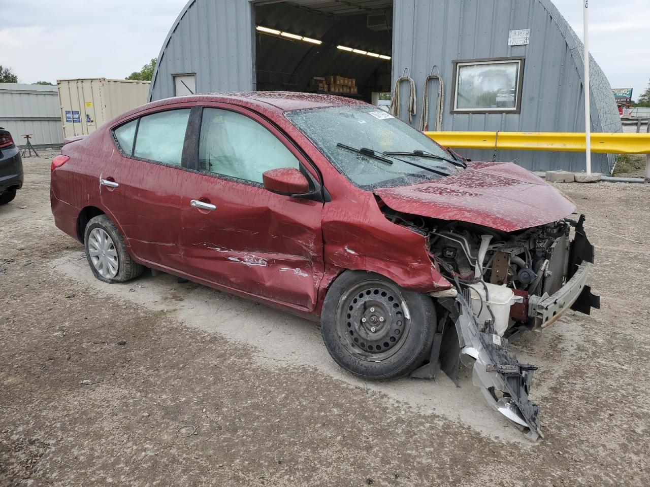 Lot #2945545134 2018 NISSAN VERSA S