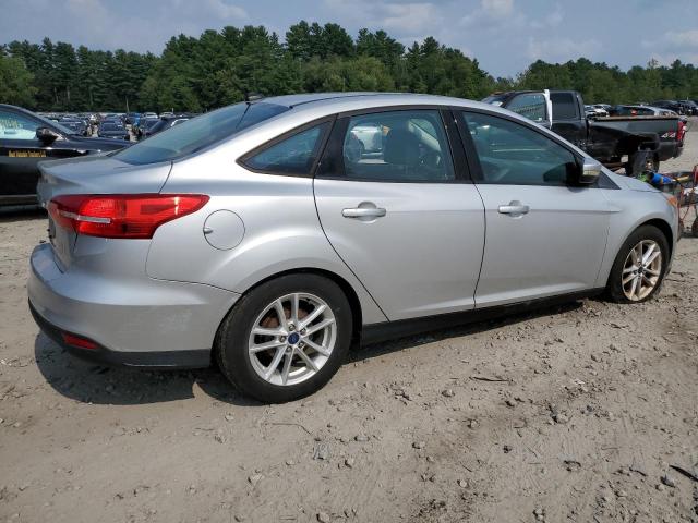 VIN 1FADP3F23FL243998 2015 Ford Focus, SE no.3