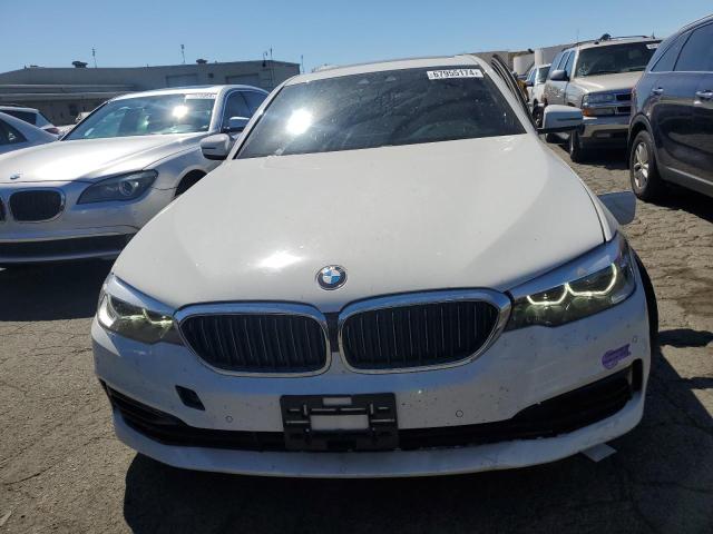 VIN WBAJA9C57KB389334 2019 BMW 5 Series, 530E no.5