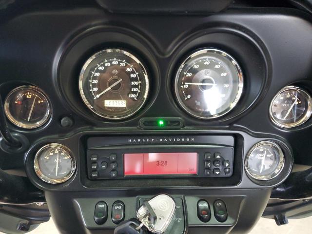 2011 HARLEY-DAVIDSON FLHTK - 1HD1KEM15BB654898