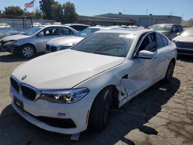 VIN WBAJA9C57KB389334 2019 BMW 5 Series, 530E no.1