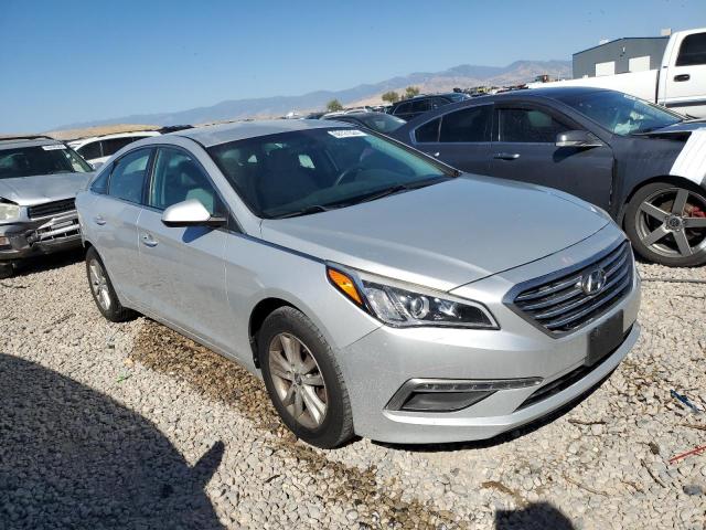 2015 HYUNDAI SONATA SE - 5NPE24AF0FH183678