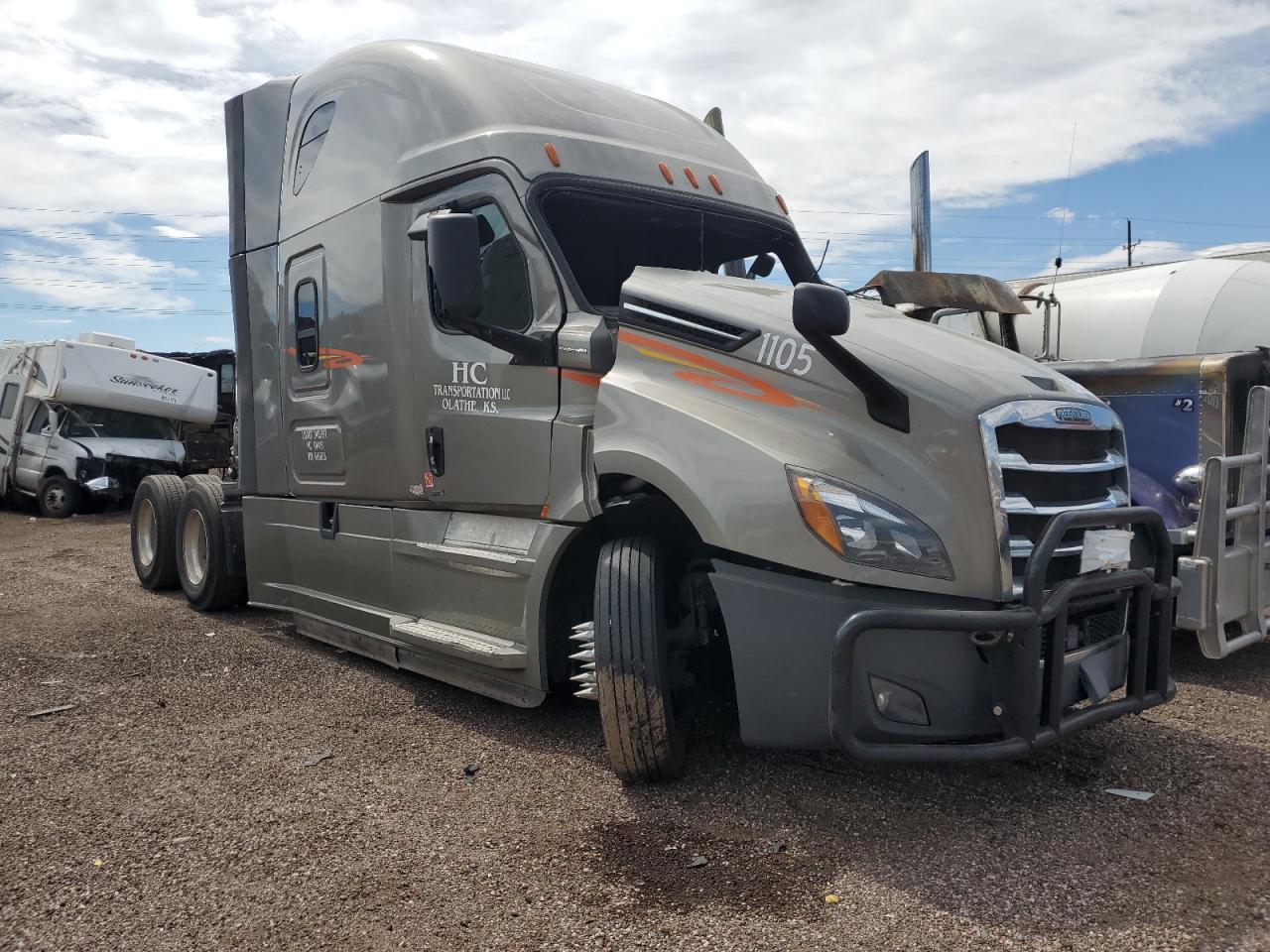 Freightliner Cascadia 2019 126" sleeper cab