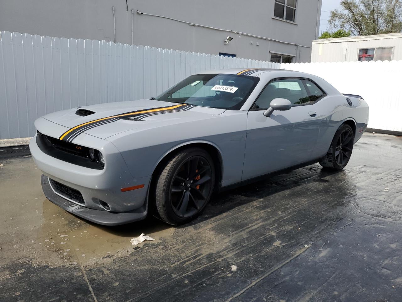  Salvage Dodge Challenger