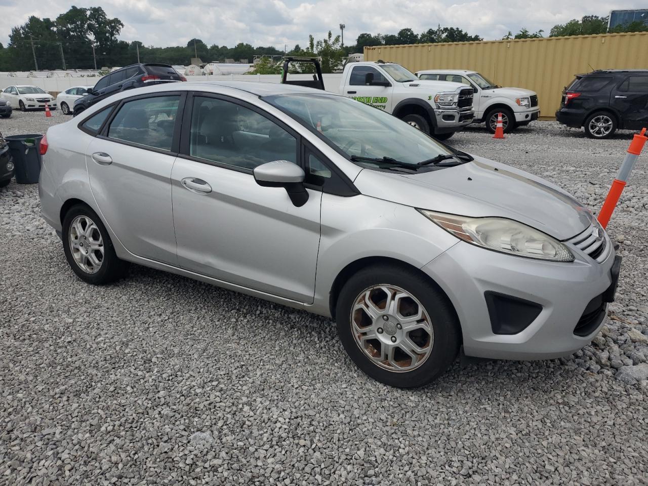 Lot #2895102581 2012 FORD FIESTA S