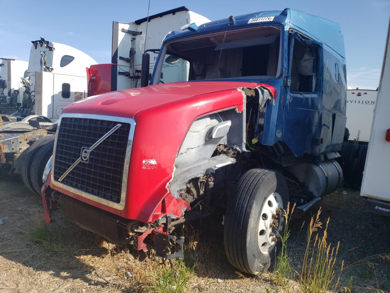 Lot #2926566849 2007 VOLVO VN VNL