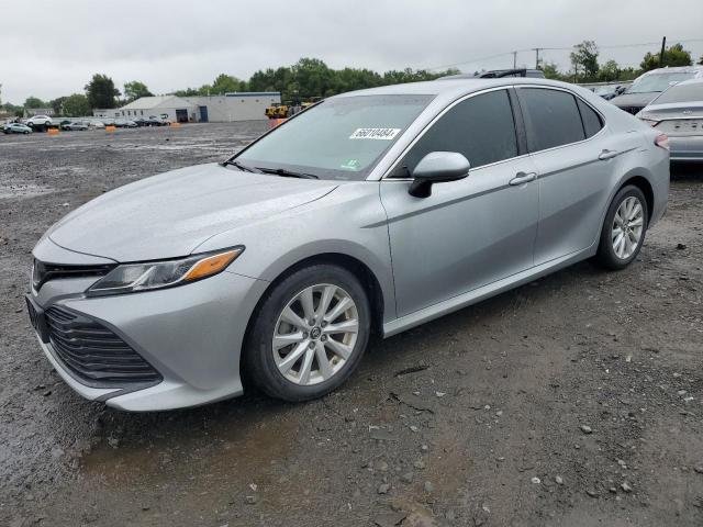 VIN 4T1B11HK1JU579135 2018 Toyota Camry, L no.1