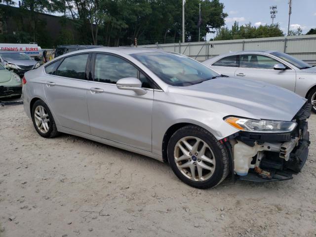 VIN 3FA6P0H74DR197242 2013 Ford Fusion, SE no.4