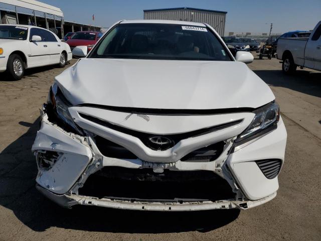 VIN 4T1B11HKXJU648064 2018 Toyota Camry, L no.5