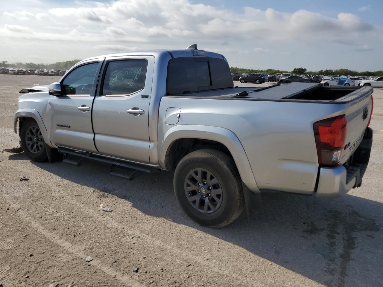 Lot #2960131073 2023 TOYOTA TACOMA DOU