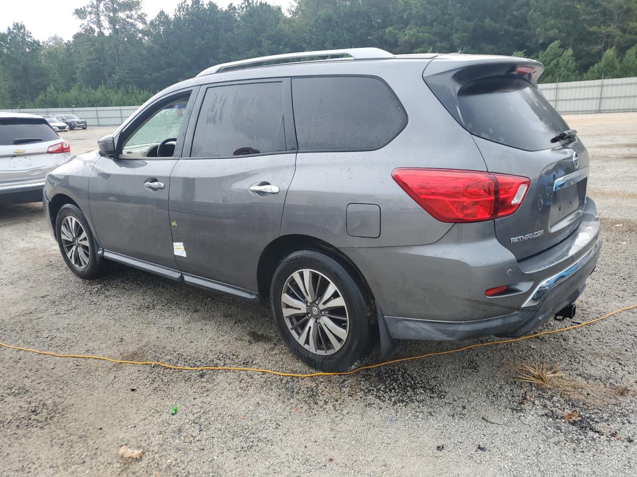 Lot #2886103198 2017 NISSAN PATHFINDER