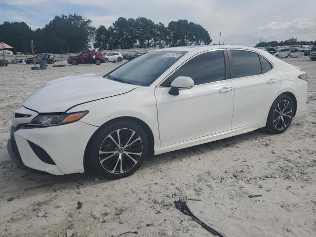 VIN 4T1B11HK0JU538088 2018 Toyota Camry, L no.1