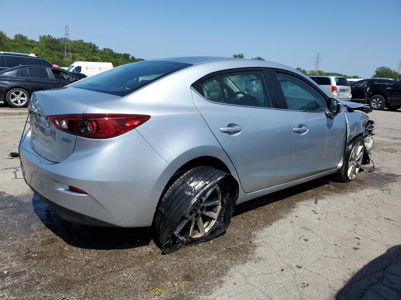 Lot #2943171477 2017 MAZDA 3 TOURING