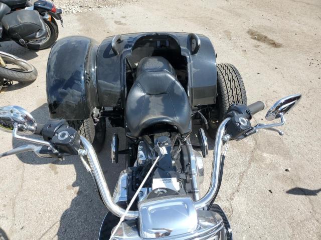 2015 HARLEY-DAVIDSON FLRT FREE 1HD1MCM18FB852413
