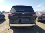 TOYOTA SIENNA LE снимка