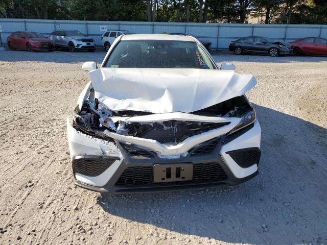 VIN 4T1G11BK1MU045474 2021 Toyota Camry, SE no.5