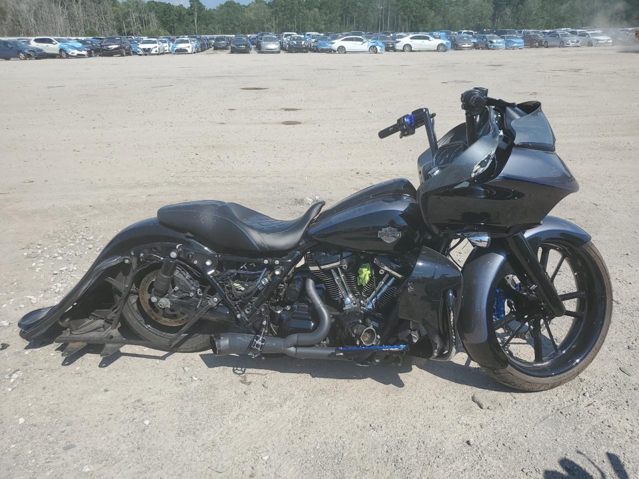 1HD1KHC19HB634052 HARLEY-DAVIDSON FLTRX ROAD 2017