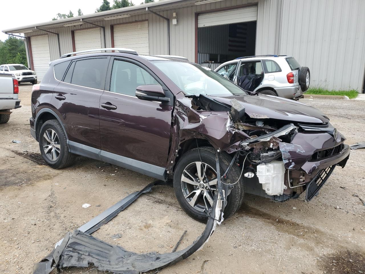 Lot #2771521311 2017 TOYOTA RAV4 XLE