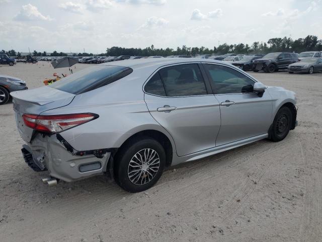 VIN 4T1B11HK1JU078892 2018 Toyota Camry, L no.3