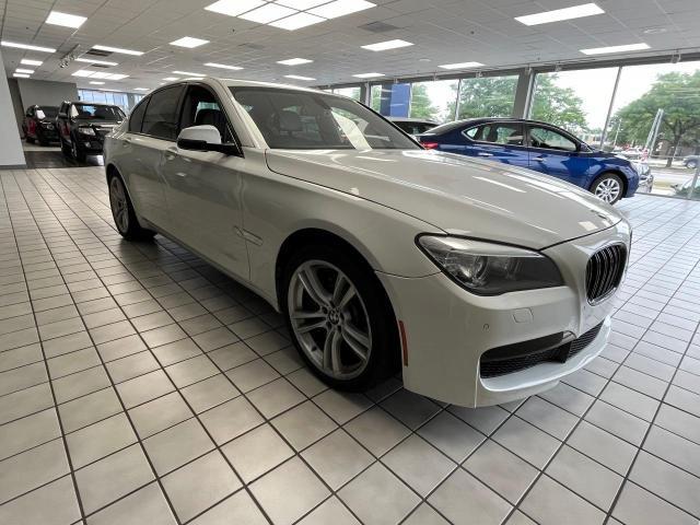 VIN WBAYA8C55DD227685 2013 BMW 7 Series, 750 I no.1