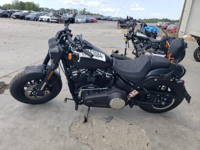 HARLEY-DAVIDSON FXFB FAT B 2018 black  gas 1HD1YKJ13JC030866 photo #4