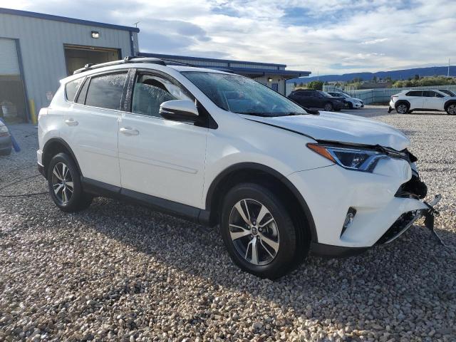 VIN JTMRFREVXJD224465 2018 Toyota RAV4, Adventure no.4