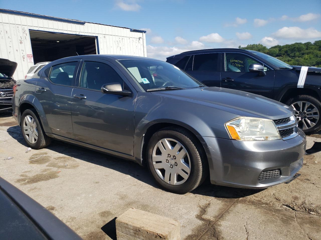 Lot #2921651126 2012 DODGE AVENGER SE