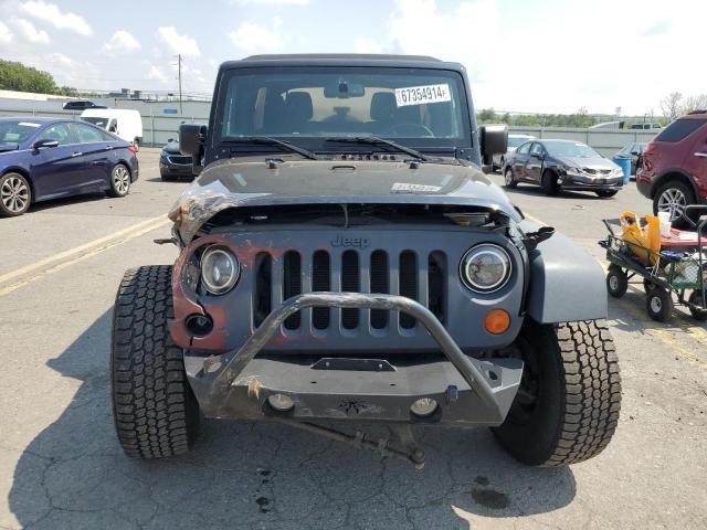 VIN 1C4BJWDG9GL331832 2016 Jeep Wrangler, Sport no.5