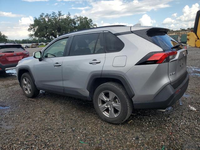 2022 TOYOTA RAV4 XLE - JTMRWRFV2ND138586