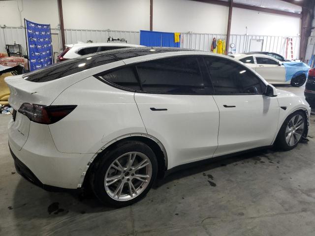 VIN 7SAYGDEE7NA015503 2022 TESLA MODEL Y no.3