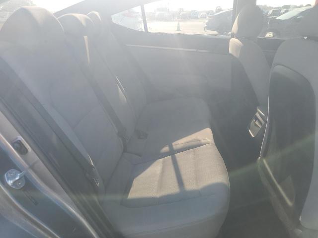 2018 HYUNDAI ELANTRA SE - 5NPD84LF5JH389613