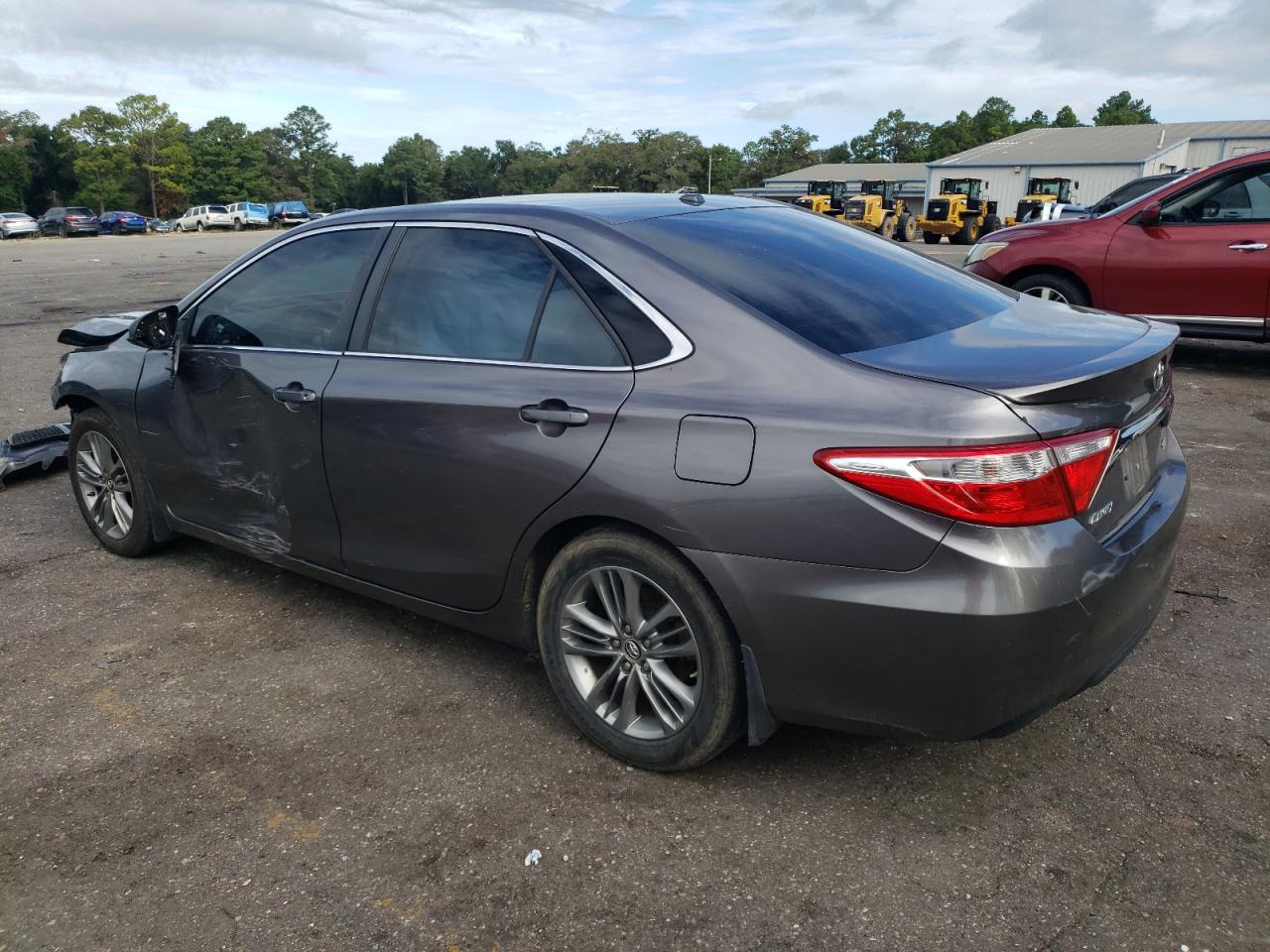 Lot #2860414965 2015 TOYOTA CAMRY LE