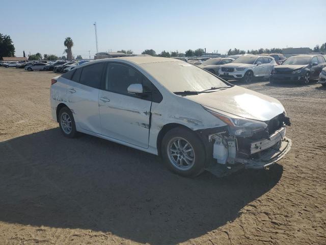 VIN JTDL9RFU4L3014777 2020 Toyota Prius, LE no.4