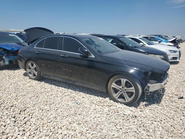 VIN WDDZF4JB8KA683517 2019 Mercedes-Benz E-Class, 300 no.4