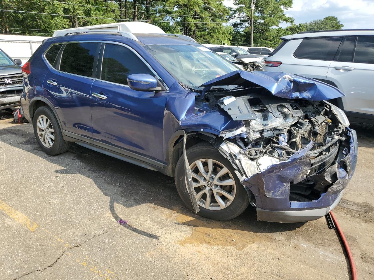 Lot #2940721313 2018 NISSAN ROGUE S