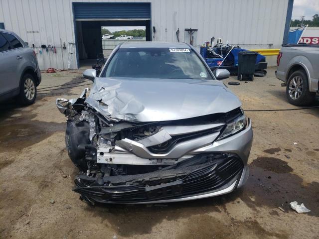 VIN 4T1B11HK4JU590369 2018 Toyota Camry, L no.5