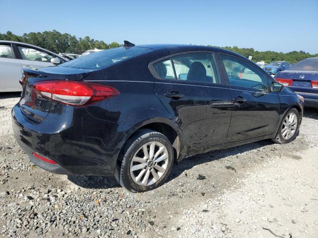 VIN 3KPFL4A77HE132194 2017 KIA Forte, LX no.3