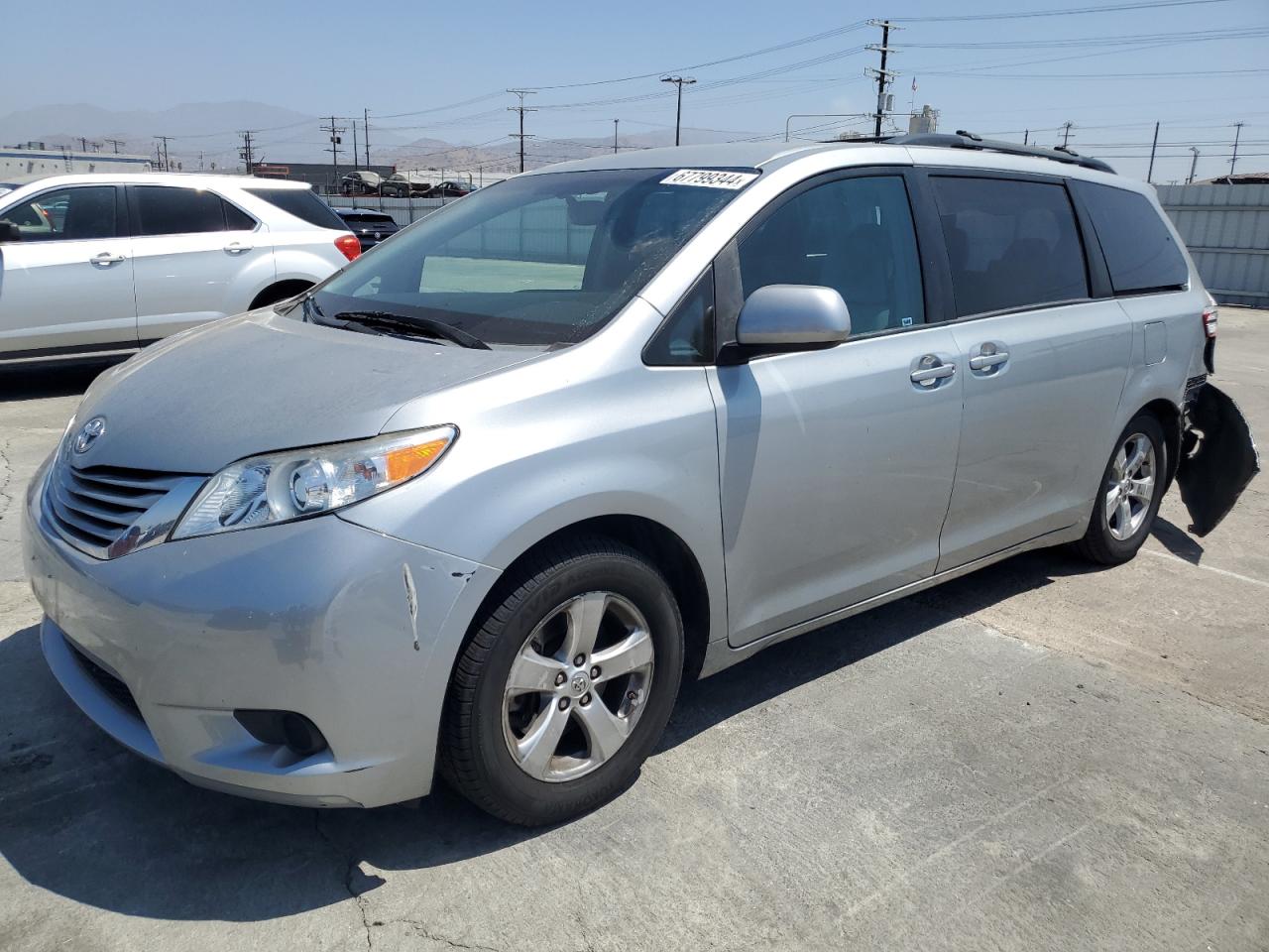 Toyota Sienna 2015 E grade