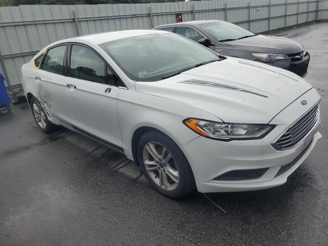 VIN 3FA6P0H76JR221472 2018 Ford Fusion, SE no.4