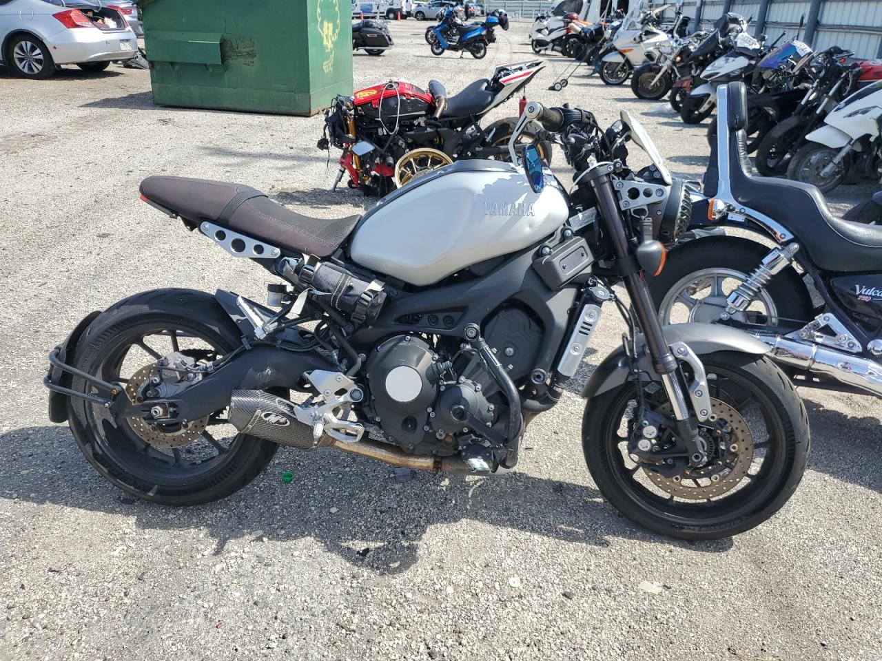 Yamaha MTM850 (XSR900) 2016 