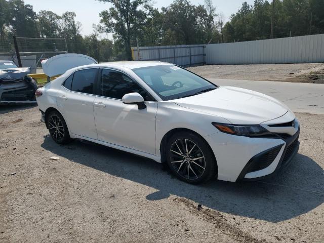 VIN 4T1G11AK0MU484201 2021 Toyota Camry, SE no.4