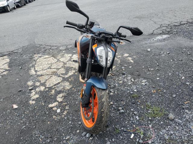 2022 KTM 890 DUKE R - VBKTU9408NM830451