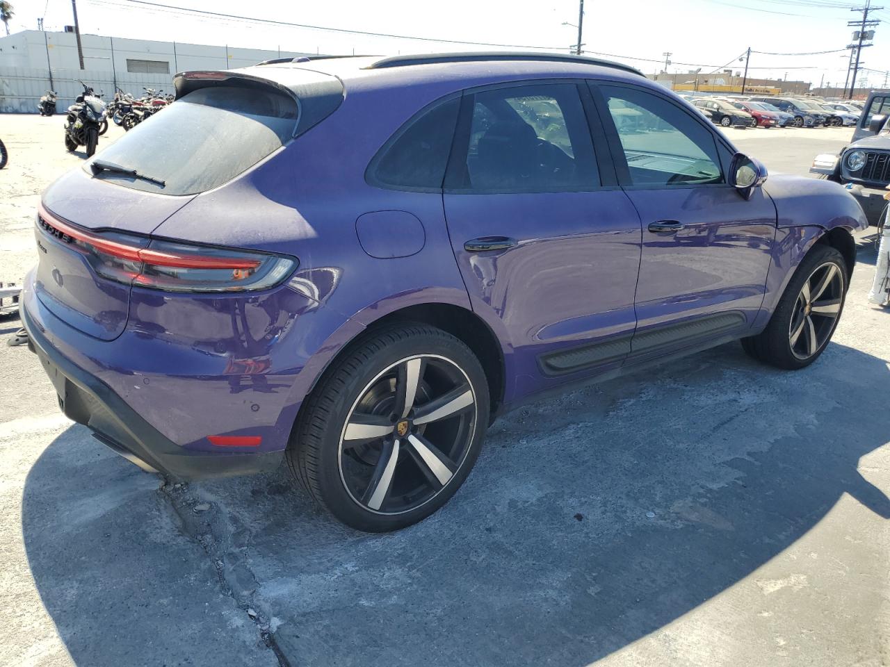 Lot #2972633892 2023 PORSCHE MACAN BASE