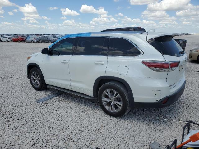 VIN 5TDKKRFH4FS046151 2015 Toyota Highlander, Xle no.2