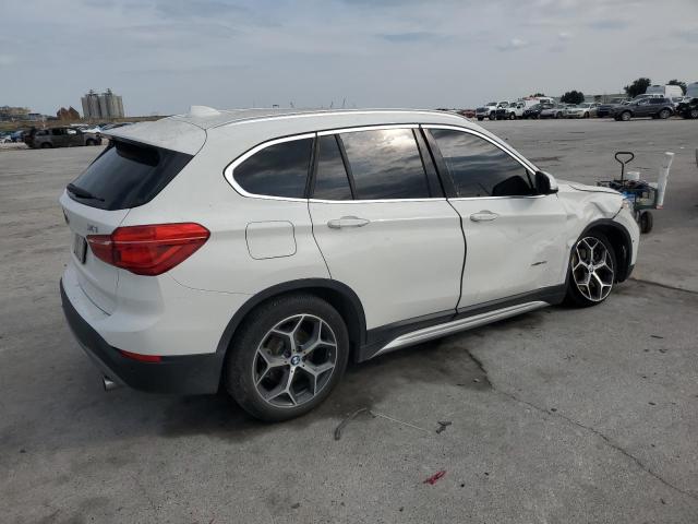 VIN WBXHU7C31J5H41001 2018 BMW X1, Sdrive28I no.3