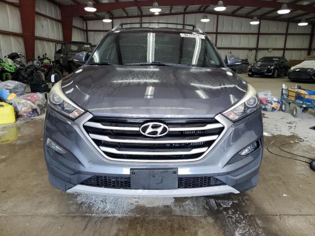 VIN KM8J33A20HU519837 2017 Hyundai Tucson, Limited no.5